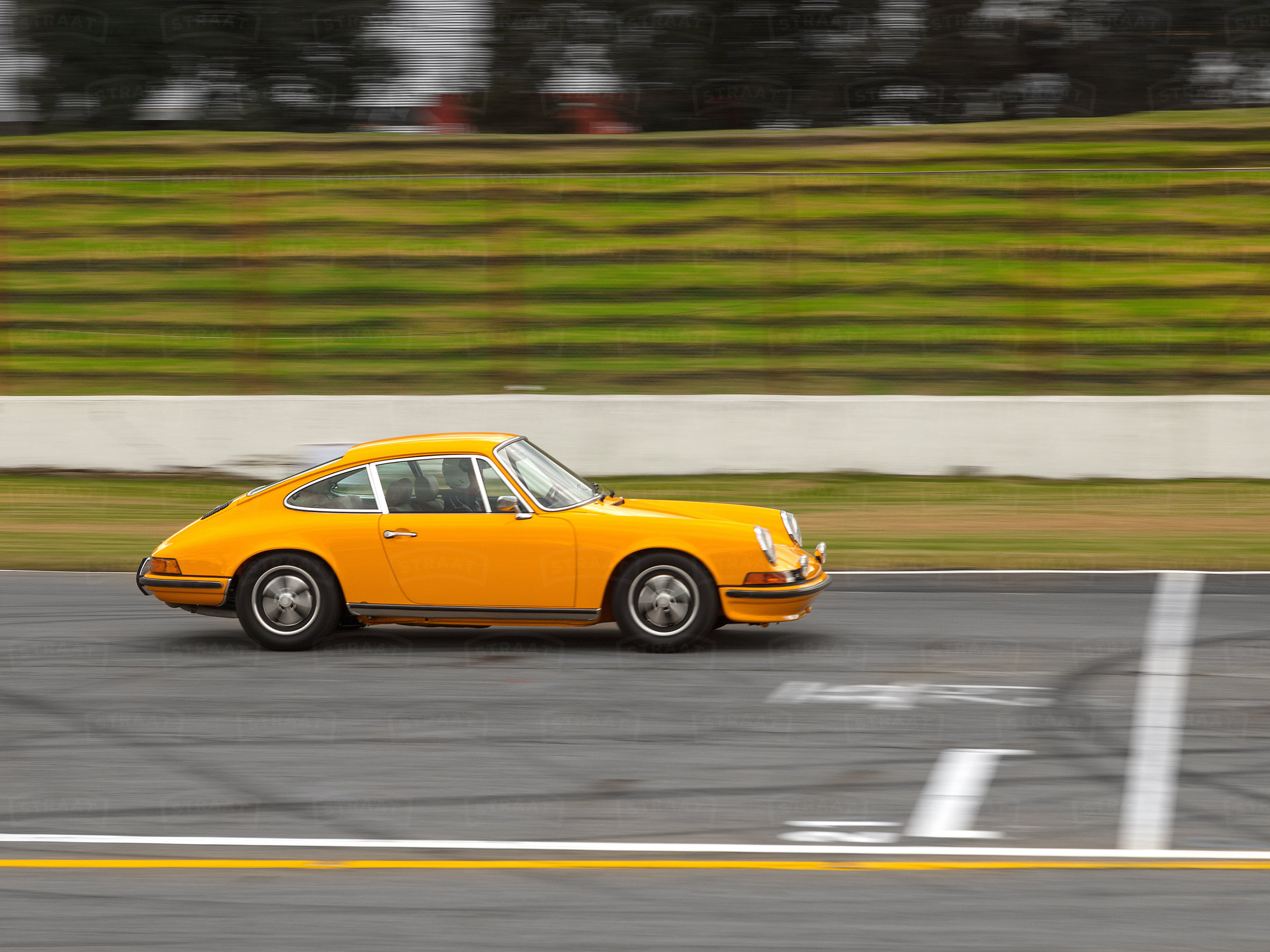Straat Automobile 1973 Porsche 911S Signal Yellow 9113301160