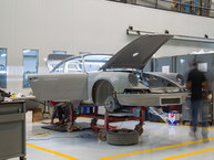 1973 Porsche 911T 9113103397 Gray - Assembly