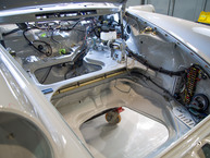 1973 Porsche 911T 9113103397 Gray - Assembly