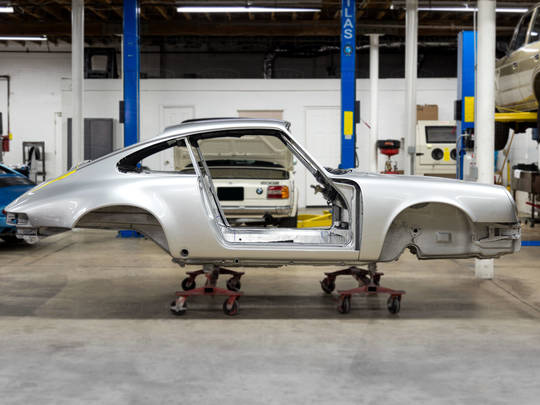 1982 Porsche 911 Silver WP0AA0913CS121417